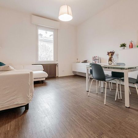 Realkasa De Crescenzi Family Apartment Bologna Bagian luar foto